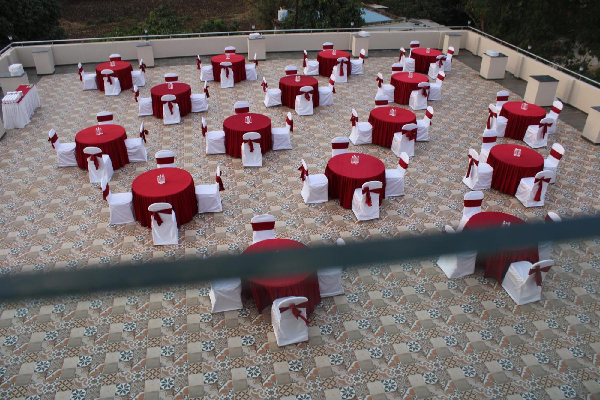 Mango Leaf Lake Resort Malkhed Экстерьер фото